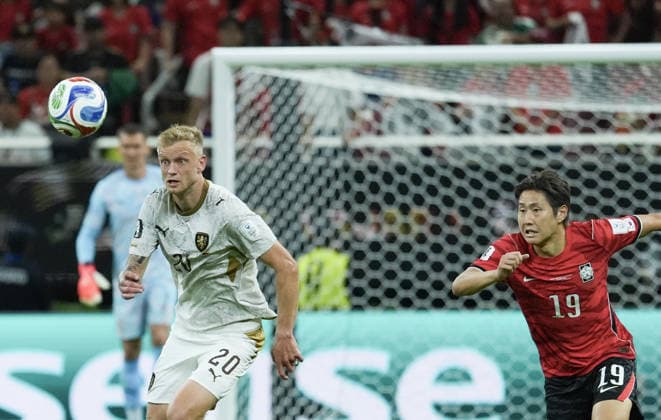 South Korea v Czechia - FIFA World Cup, WM, Weltmeisterschaft, Fussball 2026 - Group A ZAPOPAN, MEXICO - JUNE 11: Jaroslav Zeleny of Czechia in action against Lee Kang-in of South Korea during the 2026 FIFA World Cup First Stage Group A match between South Korea and Czechia at Estadio Akron (Guadalajara Stadium) in Zapopan, Guadalajara, Mexico on June 11, 2026. Luciano Gonzalez Anadolu Zapopan Mexico. Editorial use only. Please get in touch for any other usage.  Copyright: x2026xAnadoluxLucianoxGonzalezx