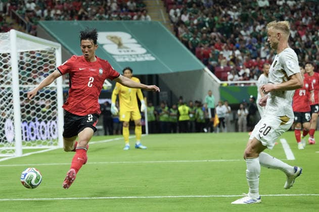 South Korea v Czechia - FIFA World Cup, WM, Weltmeisterschaft, Fussball 2026 - Group A ZAPOPAN, MEXICO - JUNE 11: Jaroslav Zeleny of Czechia in action against Lee Han-beom of South Korea during the 2026 FIFA World Cup First Stage Group A match between South Korea and Czechia at Estadio Akron (Guadalajara Stadium) in Zapopan, Guadalajara, Mexico on June 11, 2026. Luciano Gonzalez Anadolu Zapopan Mexico. Editorial use only. Please get in touch for any other usage.  Copyright: x2026xAnadoluxLucianoxGonzalezx