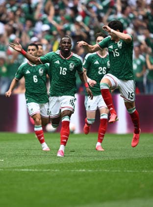 260612 -- MEXICO CITY, June 12, 2026 -- Julian Quinones 2nd L of Mexico celebrates scoring during the group A match between Mexico and South Africa at the 2026 FIFA World Cup, WM, Weltmeisterschaft, Fussball at Mexico City Stadium in Mexico City, Mexico, June 11, 2026. SPMEXICO-MEXICO CITY-FOOTBALL-FIFA WORLD CUP-GROUP A-MEX VS RSA WuxWei  (SP)MEXICO-MEXICO CITY-FOOTBALL-FIFA WORLD CUP-GROUP A-MEX VS RSA IMAGO WuxWei  imago images 0858941349