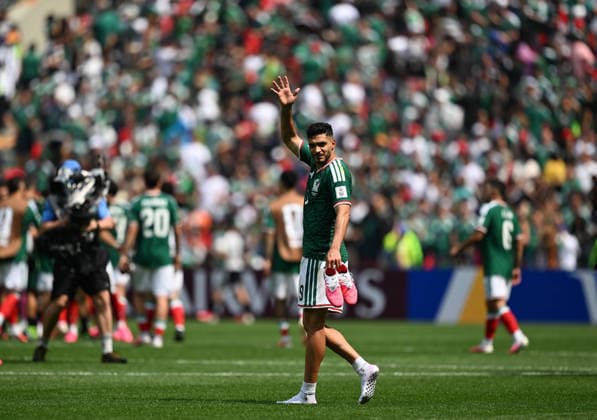 260612 -- MEXICO CITY, June 12, 2026 -- Raul Jimenez of Mexico waves after winning the group A match between Mexico and South Africa at the 2026 FIFA World Cup, WM, Weltmeisterschaft, Fussball at Mexico City Stadium in Mexico City, Mexico, June 11, 2026. SPMEXICO-MEXICO CITY-FOOTBALL-FIFA WORLD CUP-GROUP A-MEX VS RSA WuxWei  (SP)MEXICO-MEXICO CITY-FOOTBALL-FIFA WORLD CUP-GROUP A-MEX VS RSA IMAGO WuxWei  imago images 0858942202