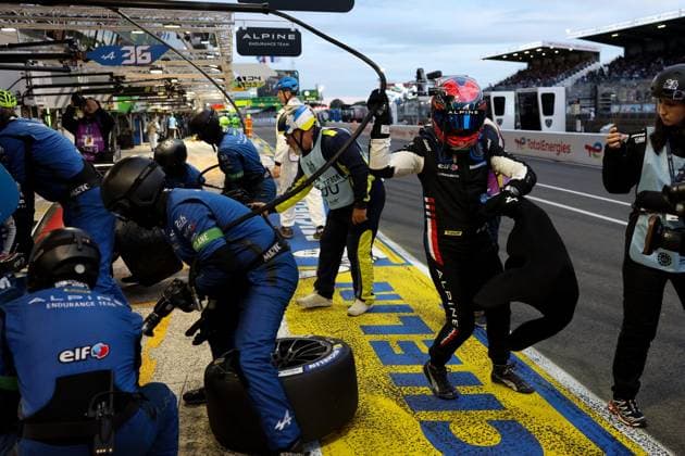24 Heures du Mans automobile Alexandre Dimou ALEXPRESS MAXPPP - Alpine LMP1 Charles Milesi celebre pendant qualification Hyperpole lors des 24H du Mans 2026 Alexandre Dimou Agence Alexpress 24 Hours of Le Mans automobile Le Mans France  Copyright: xALEXPRESS MAXPPPxAlexandrexDimoux DIM202606113590 DIM202606113590