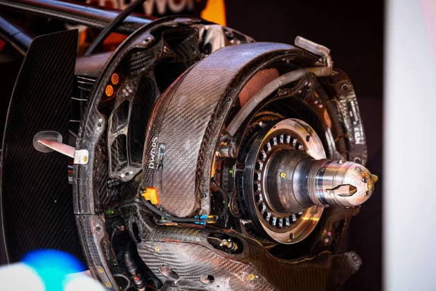 MOTORSPORTS - Formula 1 - 2026 Barcelona-Catalunya Grand Prix Photo by IPA ABACAPRESS.COM85600193 - Technical details of McLaren s brakes, during the Barcelona-Catalunya Grand Prix, Barcelona, June 11–14, 2026, Montmeló, 2026 Formula 1 World Championship, WM, Weltmeisterschaft Spain Spain  Copyright: xIPAxSport ABACAx