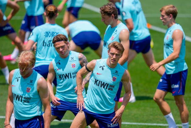 FIFA World Cup 2026 Greensboro, USA 20260611 Martin Oedegaard in front during training with the Norwegian men s national football team at The University of North Carolina Greensboro UNCG Photo Fredrik Varfjell NTB Greensboro United States EDITORIAL USE ONLY RESTRICTED USE FOR BETTING COMPANIES  Copyright: xFredrikxVarfjellx xNTBx