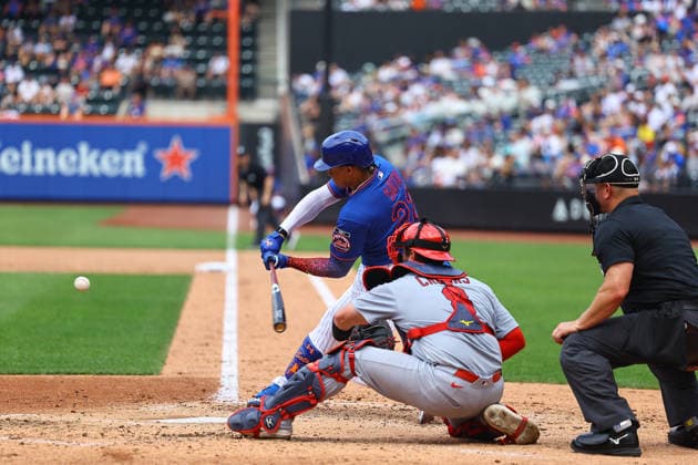 MLB, Baseball Herren, USA St. Louis Cardinals Vs. New York Mets Juan Soto 22 of the New York Mets doubles during the fifth inning of a baseball game against the St. Louis Cardinals at Citi Field in Flushing, New York, on June 11, 2026. Flushing New York United States  Copyright: xGordonxDonovanx originalFilename:donovan-mlbstlou260611_npEMj.jpg