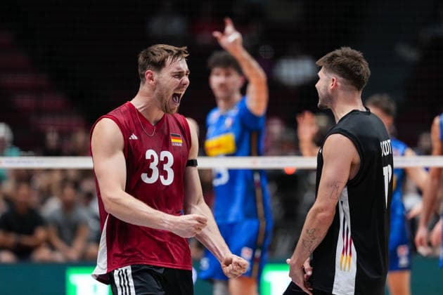 Volleyball, Nations League, Deutschland - Italien Germany V Italy - 2026 Men s Volleyball Nations League - Ottawa -Day2 Simon Valentin Torwie 33 of Germany celebrates after scoring a point during the 2026 Men s Volleyball Nations League match between Germany and Italy at TD Place Arena in Ottawa, Canada, on June 11, 2026. Ottawa Ontario Canada  Copyright: xYuanxTianx originalFilename:tian-2026mens260611_npFJV.jpg
