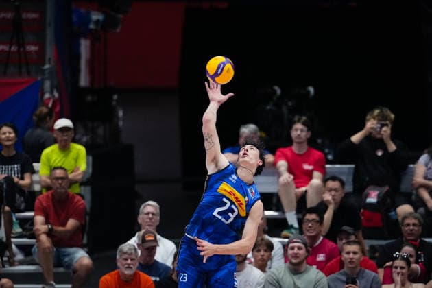 Volleyball, Nations League, Deutschland - Italien Germany V Italy - 2026 Men s Volleyball Nations League - Ottawa -Day2 Alessandro Alberto Bovolenta 23 of Italy in action during the 2026 Men s Volleyball Nations League match between Germany and Italy at TD Place Arena in Ottawa, Canada, on June 11, 2026. Ottawa Ontario Canada  Copyright: xYuanxTianx originalFilename:tian-2026mens260611_npImF.jpg