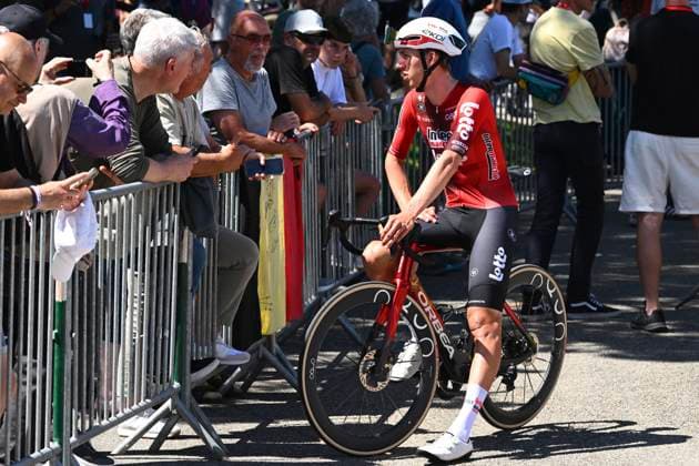 Tour Auvergne - Rhone-Alpes 2026 Stage 6 CREST-VOLAND, FRANCE - JUNE 12 : Craps Lars (BEL) of Lotto Intermarche during stage 6 of the 78th edition of Tour Auvergne - Rhone-Alpes an UCI World Tour 2.UWT cycling road race stage for Men Elite of 182.3 km with start in Saint-Vulbas and finish in Crest-Voland on June 12, 2026 in Crest-Voland, France, 12 06 2026 ( Motordriver Guy De Vuyst - Crest-Voland France  Copyright: xVincentxKalutx