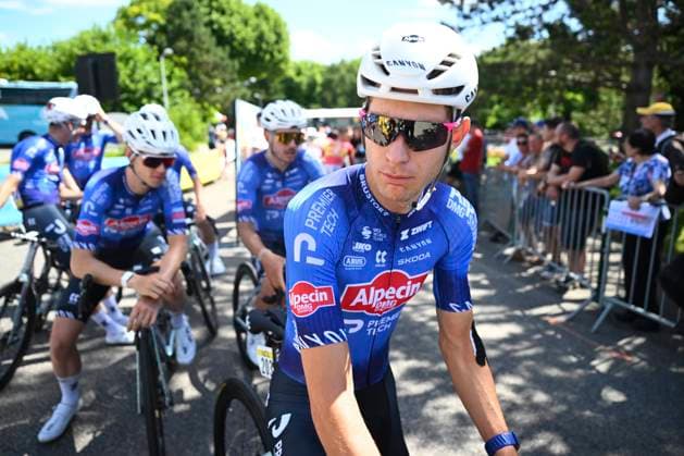 Tour Auvergne - Rhone-Alpes 2026 Stage 6 CREST-VOLAND, FRANCE - JUNE 12 : Debruyne Ramses (BEL) of Alpecin - Premier Tech during stage 6 of the 78th edition of Tour Auvergne - Rhone-Alpes an UCI World Tour 2.UWT cycling road race stage for Men Elite of 182.3 km with start in Saint-Vulbas and finish in Crest-Voland on June 12, 2026 in Crest-Voland, France, 12 06 2026 ( Motordriver Guy De Vuyst - Crest-Voland France  Copyright: xVincentxKalutx