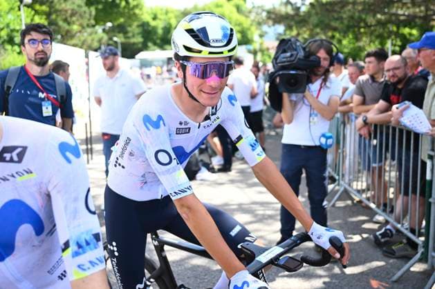 Tour Auvergne - Rhone-Alpes 2026 Stage 6 CREST-VOLAND, FRANCE - JUNE 12 : Uijtdebroeks Cian (BEL) of Movistar Team during stage 6 of the 78th edition of Tour Auvergne - Rhone-Alpes an UCI World Tour 2.UWT cycling road race stage for Men Elite of 182.3 km with start in Saint-Vulbas and finish in Crest-Voland on June 12, 2026 in Crest-Voland, France, 12 06 2026 ( Motordriver Guy De Vuyst - Crest-Voland France  Copyright: xVincentxKalutx