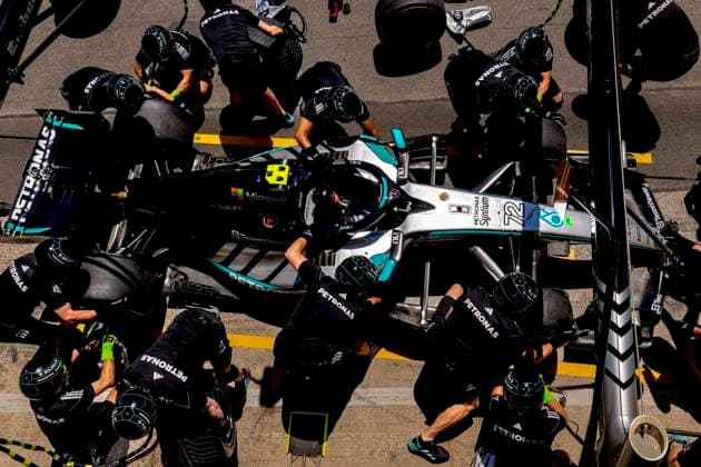 BARCELONA - Practice a pit stop with the car of Formula 1 driver Kimi Antonelli or Mercedes AMG-Petronas Formula One Team during the Formula 1 Spain Catalonia at the Circuit de Barcelona-Catalunya on June 12, 2026 in Barcelona, Spain. (Photo by DeFodi Images) -