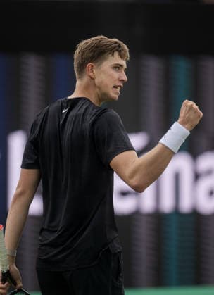 S-HERTOGENBOSCH, NETHERLANDS - JUNE 12: Thijs Boogaard of the Netherlands celebrates a winning shot against Daniil Medvedev during their ATP, Tennis Herren Singles match at the LibÃ ma Open on June 12, 2026 at Autotron s-Hertogenbosch in s-Hertogenbosch, Netherlands. Credit: Andy Astfalck NurPhoto Netherlands Copyright: xAndyxAstfalckx