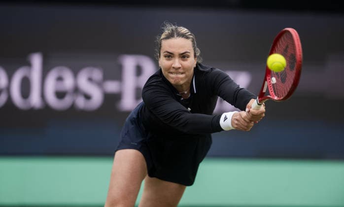 S-HERTOGENBOSCH, NETHERLANDS - JUNE 12: Elena-Gabriela Ruse of Romania plays a backhand against Barbora Krejcikova of the Czech Republic during their WTA, Tennis Damen Singles match at the LibÃ ma Open on June 12, 2026 at Autotron s-Hertogenbosch in s-Hertogenbosch, Netherlands. Credit: Andy Astfalck NurPhoto Netherlands Copyright: xAndyxAstfalckx