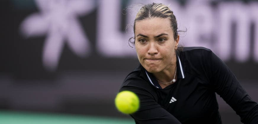 S-HERTOGENBOSCH, NETHERLANDS - JUNE 12: Elena-Gabriela Ruse of Romania plays a backhand against Barbora Krejcikova of the Czech Republic during their WTA, Tennis Damen Singles match at the LibÃ ma Open on June 12, 2026 at Autotron s-Hertogenbosch in s-Hertogenbosch, Netherlands. Credit: Andy Astfalck NurPhoto Netherlands Copyright: xAndyxAstfalckx