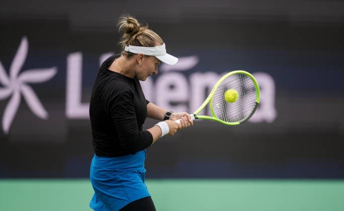 S-HERTOGENBOSCH, NETHERLANDS - JUNE 12: Barbora Krejcikova of the Czech Republic plays a backhand shot to Elena-Gabriela Ruse of Romania during their WTA, Tennis Damen Singles match at the LibÃ ma Open on June 12, 2026 at Autotron s-Hertogenbosch in s-Hertogenbosch, Netherlands. Credit: Andy Astfalck NurPhoto Netherlands Copyright: xAndyxAstfalckx