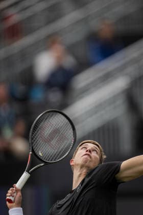 Libema Open Thijs Boogaard of the Netherlands serves to Daniil Medvedev during their ATP, Tennis Herren Singles match at the Libema Open at Autotron s-Hertogenbosch in s-Hertogenbosch, Netherlands, on June 12, 2026. S-Hertogenbosch Netherlands  Copyright: xAndyxAstfalckx originalFilename:astfalck-libemaop260612_npsZk.jpg