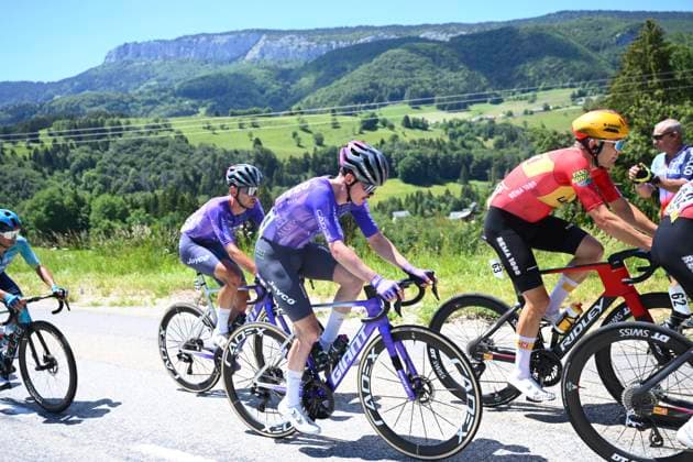 Tour Auvergne - Rhone-Alpes 2026 Stage 6 CREST-VOLAND, FRANCE - JUNE 12 : riders of team Jayco AlUla during stage 6 of the 78th edition of Tour Auvergne - Rhone-Alpes an UCI World Tour 2.UWT cycling road race stage for Men Elite of 182.3 km with start in Saint-Vulbas and finish in Crest-Voland on June 12, 2026 in Crest-Voland, France, 12 06 2026 ( Motordriver Guy De Vuyst - Crest-Voland France  Copyright: xVincentxKalutx