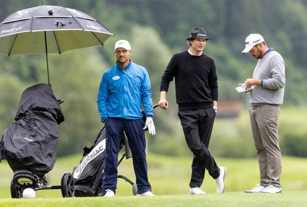 GOLF - Interwetten Open HAUS,AUSTRIA,12.JUN.26 - GOLF - HotelPlanner Tour, Interwetten Open, Golfclub Schladming. Image shows Lukas Nemecz (AUT), Tapio Pulkkanen (FIN) and Julian Perico (PER).  GEPAxpictures xHaraldxSteiner