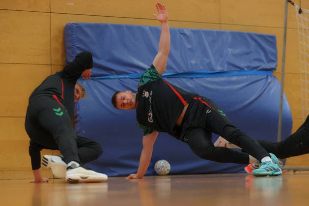 12.06.2026, xtgx, Handball, EHF Champions League, Abschlusstraining SC Magdeburg v.l. Gisli Thorgeir Kristjansson (Magdeburg, 10) Elvar Orn Jonsson (Magdeburg, 19) Koeln