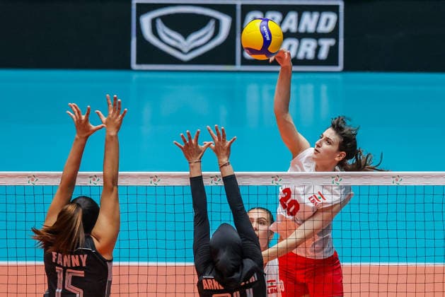 (260612) -- ILOCOS SUR PROVINCE, June 12, 2026 -- Marie Youssef (Back R) of Lebanon competes during the pool B volleyball match between Indonesia and Lebanon at the 2026 AVC Women s Cup in Ilocos Sur Province, the Philippines, June 12, 2026. ) (SP)PHILIPPINES-ILOCOS SUR PROVINCE-VOLLEYBALL-AVC WOMEN S CUP RouellexUmali 