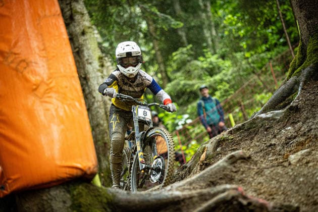 Whoop UCI Mountainbike World Series Leogang Downhill BOULADOU Lisa SANTA CRUZ BURGTEC BY GOODMANat Whoop UCI Mountainbike World Series Leogang Downhill, 12.06.2026,in Leogang,AUT Foto: Sebastian Sternemann