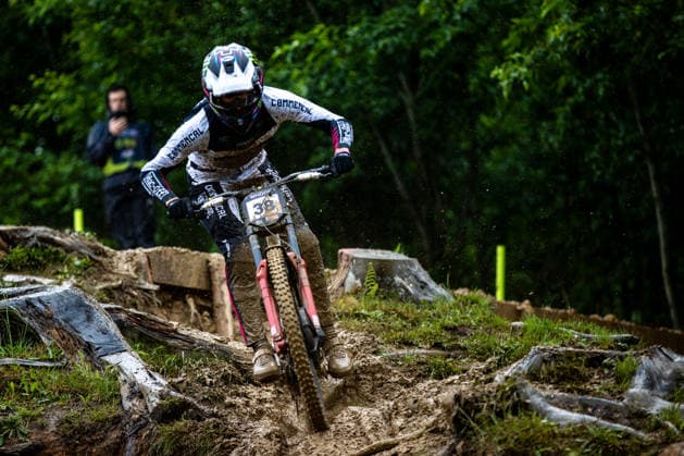 Whoop UCI Mountainbike World Series Leogang Downhill ALRAN Till COMMENCAL MUC-OFF BY RIDING ADDICTIONat Whoop UCI Mountainbike World Series Leogang Downhill, 12.06.2026,in Leogang,AUT Foto: Sebastian Sternemann