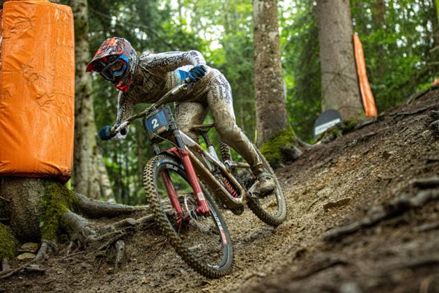 Whoop UCI Mountainbike World Series Leogang Downhill BAUMANN Lisa COMMENCAL SCHWALBE BY LES ORRESat Whoop UCI Mountainbike World Series Leogang Downhill, 12.06.2026,in Leogang,AUT Foto: Sebastian Sternemann