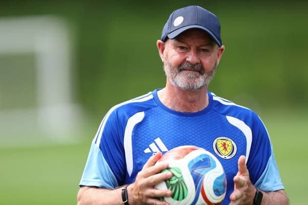 Steve Clarke head coach of Scotland Scotland Training Session, 2026 FIFA World Cup, WM, Weltmeisterschaft, Fussball Football, Revolution Training Centre, Foxborough, Massachusetts, USA - 12 Jun 2026Foxborough Revolution Training Centre Massachusetts (MA) United States of America EDITORIAL USE ONLY No use with unauthorised audio, video, data, fixture lists, club league logos or live services. Online in-match use limited to 120 images, no video emulation. No use in betting, games or single club league player publications.  Copyright: xMichaelxZemanek Shutterstockx 16919994aa