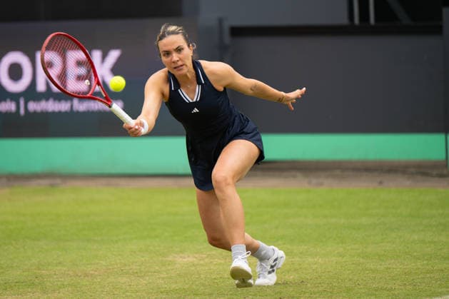 Elena-Gabriela Ruse beim Match gegen Barbora Krejcikova, Tennis, Libema Open 2026, WTA, Tennis Damen Masters 250, 12.06.2026, Rosmalen Grass Court Championships, Centre-Court Rosmalen, s-Hertogenbosch Nordbrabant Niederlande