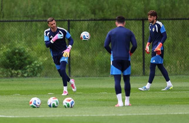 Angus Gunn of Scotland Scotland Training Session, 2026 FIFA World Cup, WM, Weltmeisterschaft, Fussball Football, Revolution Training Centre, Foxborough, Massachusetts, USA - 12 Jun 2026Foxborough Revolution Training Centre Massachusetts (MA) United States of America EDITORIAL USE ONLY No use with unauthorised audio, video, data, fixture lists, club league logos or live services. Online in-match use limited to 120 images, no video emulation. No use in betting, games or single club league player publications.  Copyright: xMichaelxZemanek Shutterstockx 16919994aq