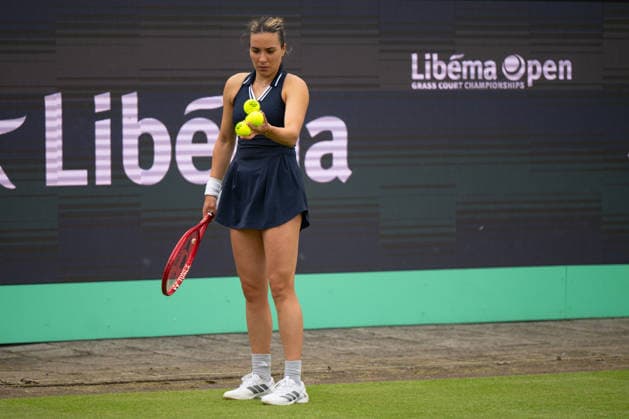 Elena-Gabriela Ruse beim Match gegen Barbora Krejcikova, Tennis, Libema Open 2026, WTA, Tennis Damen Masters 250, 12.06.2026, Rosmalen Grass Court Championships, Centre-Court Rosmalen, s-Hertogenbosch Nordbrabant Niederlande