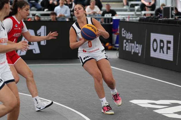 12.June. 2026 – Basketball – FIBA 3x3 World Tour Masters 2026-NED vs AUT-women-U23 NATIONS LEAGUE Vrolijk (Netherlands) passing the ball A1 Arena am Heumarkt A1 Arena am Heumarkt ,Vienna Vienna A1 Arena am Heumarkt AUSTRIA