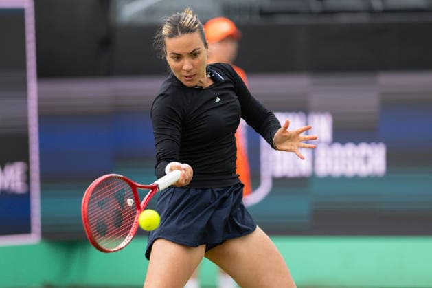 Elena-Gabriela Ruse im Match gegen Barbora Krejcikova, Tennis, Libema Open 2026, WTA, Tennis Damen Masters 250, 12.06.2026, Rosmalen Grass Court Championships, Centre-Court Rosmalen, s-Hertogenbosch Nordbrabant Niederlande