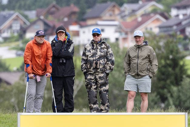 GOLF - Interwetten Open HAUS,AUSTRIA,12.JUN.26 - GOLF - HotelPlanner Tour, Interwetten Open, Golfclub Schladming. Image shows the spectators Michael Tritscher, Rudi Horn, Bernhard Deutinger and Heinz Schuetter.  GEPAxpictures xHaraldxSteiner