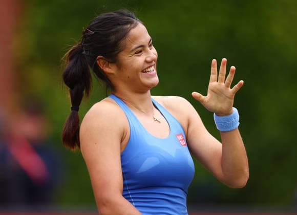2026 HSBC Tennis Championships, Queens Club, London, UK - 12 06 2026 Emma Raducanu (GBR) celebratesduring her second round match against Sorana Cristea (ROU) in the HSBC 2026 Championships at Queens Club in London London Queens Club London GBR Copyright: xMarkxGreenwoodx