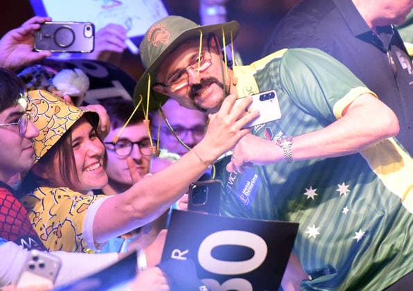 12.06.2026, xhbx, Dart World Cup of Darts 2026, v.l. Damon Heta (Australien) (DFL DFB REGULATIONS PROHIBIT ANY USE OF PHOTOGRAPHS as IMAGE SEQUENCES and or QUASI-VIDEO) Frankfurt