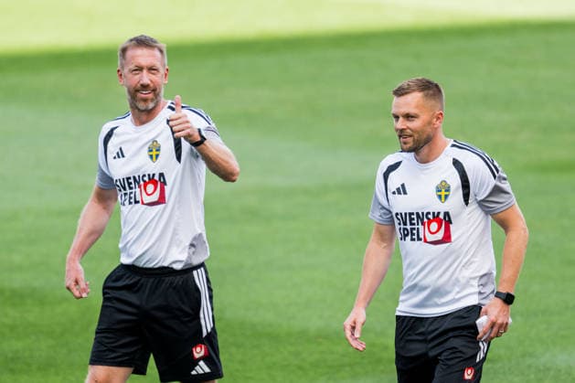 260612 Head coach Graham Potter and Assistant coach Sebastian Larsson of the Swedish national football team at a training session during day 2 of the FIFA World Cup, WM, Weltmeisterschaft, Fussball 2026 on June 12, 2026 in Dallas. Photo: Petter Arvidson BILDBYRAN kod PA PA1229 fotboll football soccer fotball vm fotbolls-vm fotball-vm fotbolls-vm 2026 fifa world cup 2026 träning practice training sverige sweden sverige a bbeng