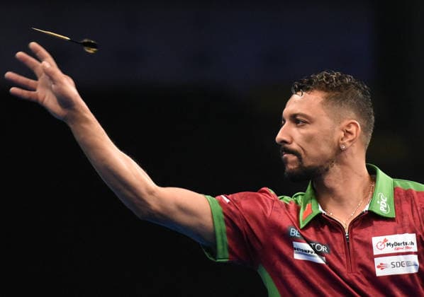 12.06.2026, xhbx, Dart World Cup of Darts 2026, v.l. Luis Camacho (Portugal) (DFL DFB REGULATIONS PROHIBIT ANY USE OF PHOTOGRAPHS as IMAGE SEQUENCES and or QUASI-VIDEO) Frankfurt