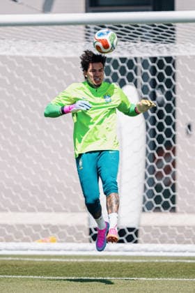 Treino da Seleção Brasileira NOVA JERSEY, NJ - 12.06.2026: TREINO DA SELEcaO BRASILEIRA - Ederson during a training session with the Brazilian national team, Nationalteam at the New York Red Bulls training center in Morristown, New Jersey, United States. The Brazilian team will face Morocco tomorrow in the first round of Group C of the 2026 FIFA World Cup, WM, Weltmeisterschaft, Fussball (Photo: Marcelo Machado de Melo Fotoarena) x2960546x  MarceloxMachadoxdexMelo