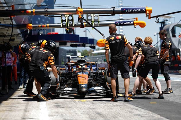 81 PIASTRI Oscar (aus), McLaren F1 Team MCL40, action during the Formula 1 Barcelona-Catalunya Grand Prix 2026, 7th round of the 2026 Formula One World Championship, WM, Weltmeisterschaft from June 12 to 14, 2026 on the Circuit de Barcelona-Catalunya, in Montmelo, Spain - Photo: Hoch Zwei Montmelo Spain
