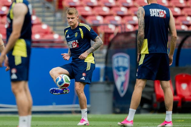 260612 Eric Smith of the Swedish national football team at a training session during day 2 of the FIFA World Cup, WM, Weltmeisterschaft, Fussball 2026 on June 12, 2026 in Dallas. Photo: Petter Arvidson BILDBYRAN kod PA PA1229 fotboll football soccer fotball vm fotbolls-vm fotball-vm fotbolls-vm 2026 fifa world cup 2026 träning practice training sverige sweden sverige a bbeng