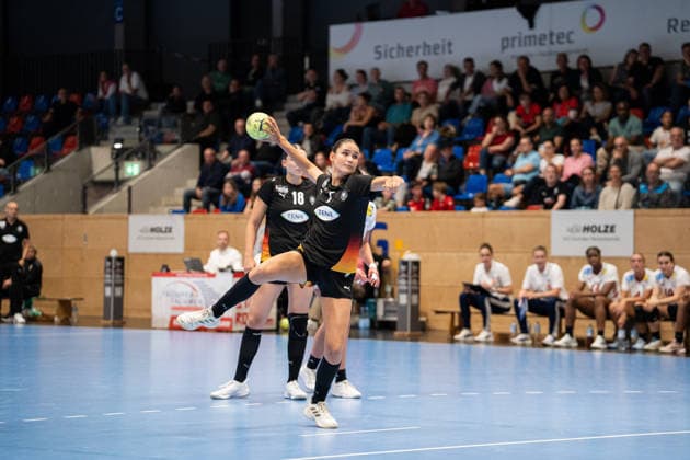 U20 Frauen-Nationalmannschaft Deutschland (GER) vs. U20 Frauen-Nationalmannschaft Frankreich (FRA), Handball, Vier-Nationenturnier, 12.6.2026, Saision 2025 2026, Hannover Chiara Rohr (Deutschland U20 Frauen, 07, spielt bei HSG Bensheim Auerbach) bei einem 7 Meter Wurf Hannover Sportzentrum Vinnhorst Deutschland