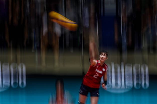 (260612) -- ILOCOS SUR PROVINCE, June 12, 2026 -- Lee Juah of South Korea serves during the pool A volleyball match between South Korea and Chinese Taipei at the 2026 AVC Women s Cup in Ilocos Sur Province, the Philippines, June 12, 2026. ) (SP)PHILIPPINES-ILOCOS SUR PROVINCE-VOLLEYBALL-AVC WOMEN S CUP RouellexUmali 