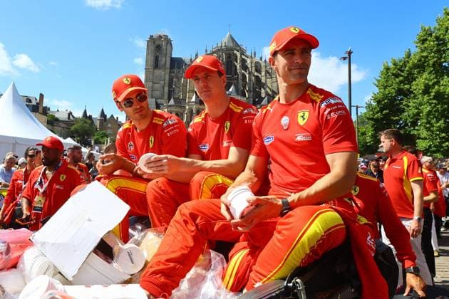 Automobile 24 Heures du Mans PHOTOPQR LE COURRIER PICARD Haslin ; Le Mans ; 12 06 2026 ; 12 05 26 Automobile 24 Heures du Mans - La grande parade des pilotes Pier Guidi - Calado - Giovinazzi - Ferrari 499P N° 51 Photo Fred Haslin Le Mans, France, june 12th 2026 24 Hours of Le Mans - The grand parade of drivers Le Mans 72 France  Copyright: xPHOTOPQR LExCOURRIERxPICARD MAXPxHaslinx 20260612LCP6314 20260612LCP6314