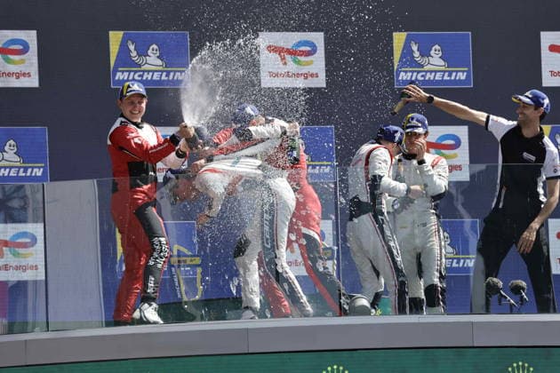 Sport Bilder des Tages AUTO - ROAD TO LE MANS 2026 12 ROGEON Arthur (fra), RABER August (uae), Brutal Fish by Campos MLMC, Ligier JS P325 - Toyota, 20 LINDBERG Philip (den), RIED Lenny (ger), High Class Racing MLMC, Ligier JS P325 - Toyota, 19 RYBA Matus (svk), FLUXÃÄ CROSS Lucas (esp), Brutal Fish by Campos MLMC, Ligier JS P325 - Toyota, podium portrait during the Road to Le Mans 2026, 3rd round of the 2026 Michelin Le Mans Cup, from June 10 to 12, 2026 on the Circuit des 24 Heures du Mans in Le Mans, France - Le MansFrance  Copyright: xPauloxMariax