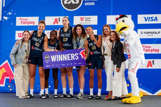 BASKETBALL - FIBA 3x3 World Tour VIENNA,AUSTRIA,12.JUN.26 - BASKETBALL - FIBA 3x3 World Tour. Image shows the team of FRA. Keywords: medal.  GEPAxpictures xEdgarxEisner