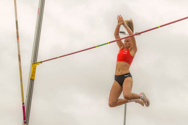 Ingolstadt, Deutschland 12. Juni 2026: Leichtathletik - MTV Meet-IN 2026 Im Bild: Paula Schulte im Walde (LG Olympia Dortmund) beim Stabhochsprung MTV-Stadion Bayern
