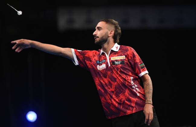 12.06.2026, xhbx, Dart World Cup of Darts 2026, v.l. Justin Hewitt (Gibraltar) (DFL DFB REGULATIONS PROHIBIT ANY USE OF PHOTOGRAPHS as IMAGE SEQUENCES and or QUASI-VIDEO) Frankfurt