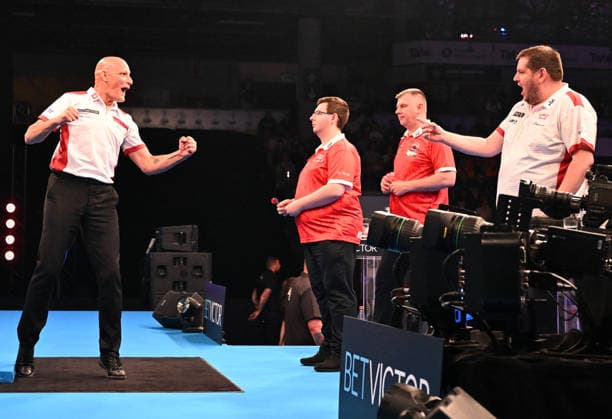 12.06.2026, xhbx, Dart World Cup of Darts 2026, v.l. Marcel Walpen (Schweiz), Sebastian Bialecki (Polen), Krzysztof Ratajski (Polen), Stefan Bellmont (Schweiz) (DFL DFB REGULATIONS PROHIBIT ANY USE OF PHOTOGRAPHS as IMAGE SEQUENCES and or QUASI-VIDEO) Frankfurt