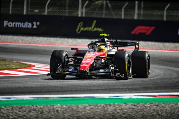 IPA85618696 - No. 44 Lewis Hamilton of Scuderia Ferrari HP, driving the Ferrari SF-25, during the practice session for the 2026 FIA Formula One World Championship, WM, Weltmeisterschaft F1 Grand Prix of Barcelona-Catalunya on June 12, in Barcelona, Spain  Copyright: xLucaxBarsali IPAxSportx xx 85618696