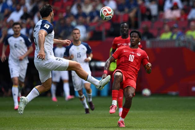 Mg Toronto (Canada) 12 06 2026 - Mondiali di Calcio 2026 Canada-Bosnia Herzegovina foto Matteo Gribaudi Image nella foto: Sead Kolasinac-Jonathan David 